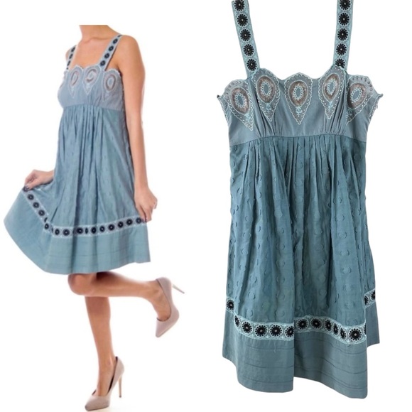 BCBGMAXAZRIA RunwayEmbroidered
Sundress with Scalloped Edges size Small - Picture 1 of 16